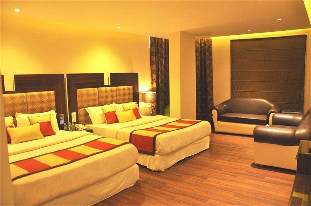 Hotel Uppal International, Near New Delhi Railway Station מראה חיצוני תמונה