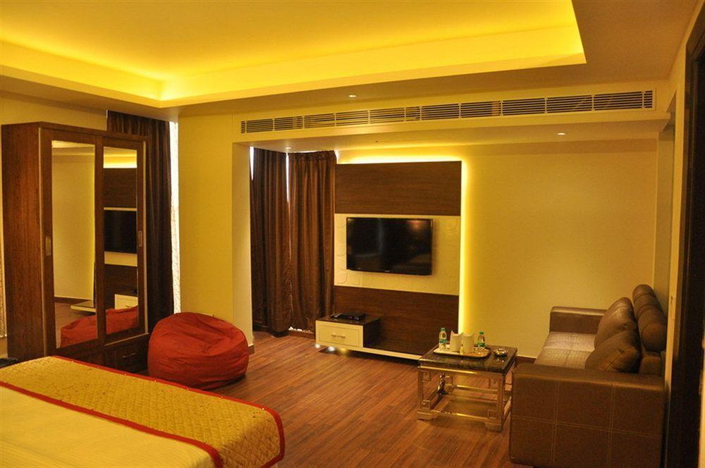 Hotel Uppal International, Near New Delhi Railway Station מראה חיצוני תמונה